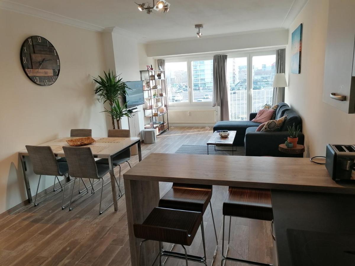 Appartement Oostende Vlak Aan Zee Zewnętrze zdjęcie